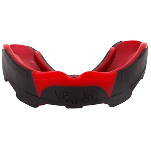 Venum Predator Mouthguard-Black|Red (100)